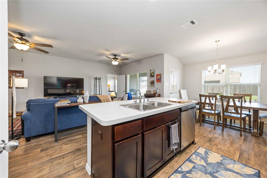 1827 Bryson Heights, Rosenberg, Texas image 12