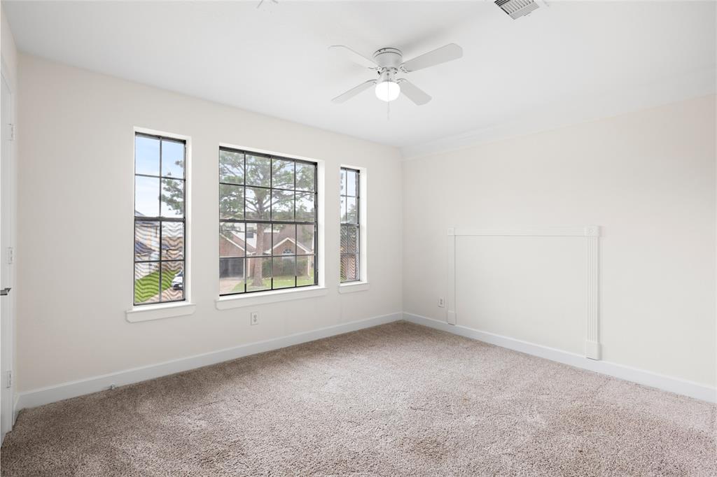 4226 Leighann Lane Drive, Houston, Texas image 20