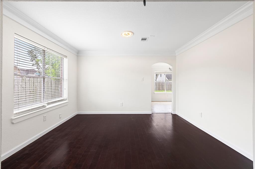 4226 Leighann Lane Drive, Houston, Texas image 8