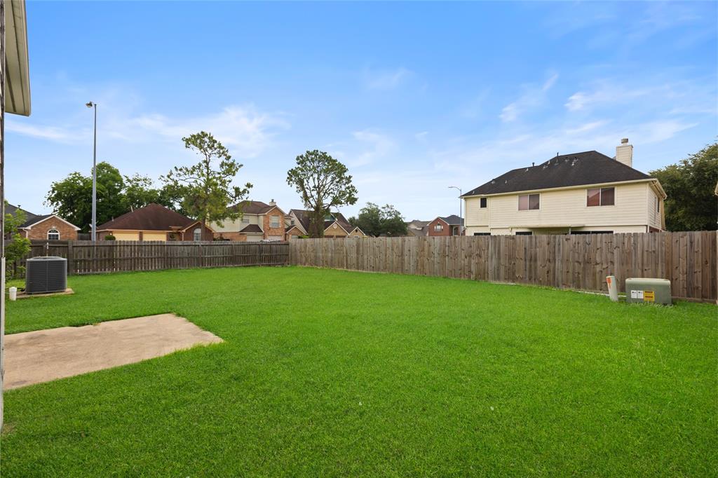 4226 Leighann Lane Drive, Houston, Texas image 25