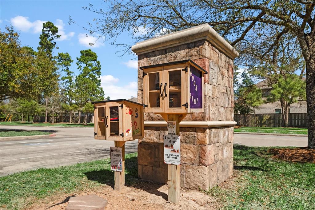 21126 Normandy Glen St St, Kingwood, Texas image 43