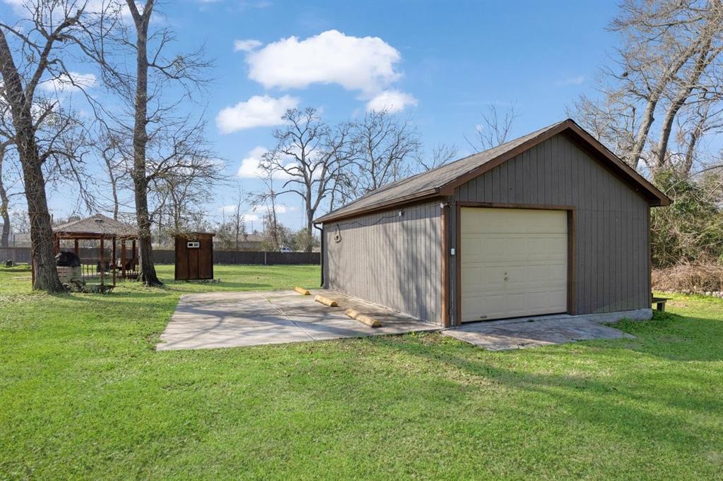 2415 16th Street, Hempstead, Texas image 29