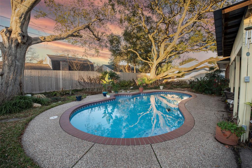 511 Seaway Drive