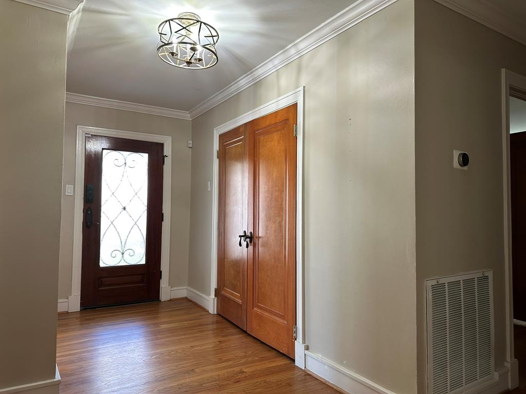 316 W 30th Street, Houston, Texas image 3