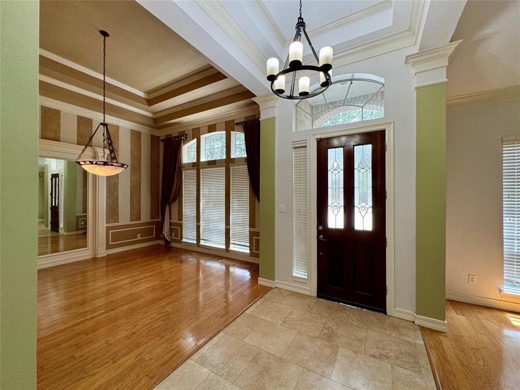 7503 Northwoods Drive, Sugar Land, Texas image 3