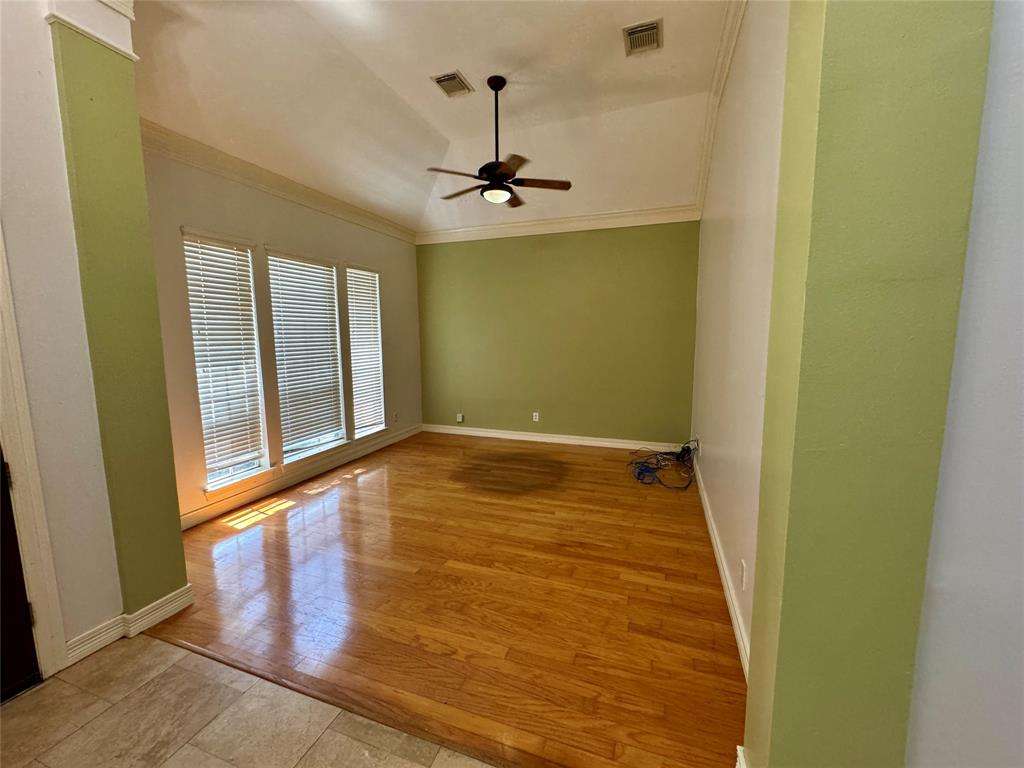 7503 Northwoods Drive, Sugar Land, Texas image 5