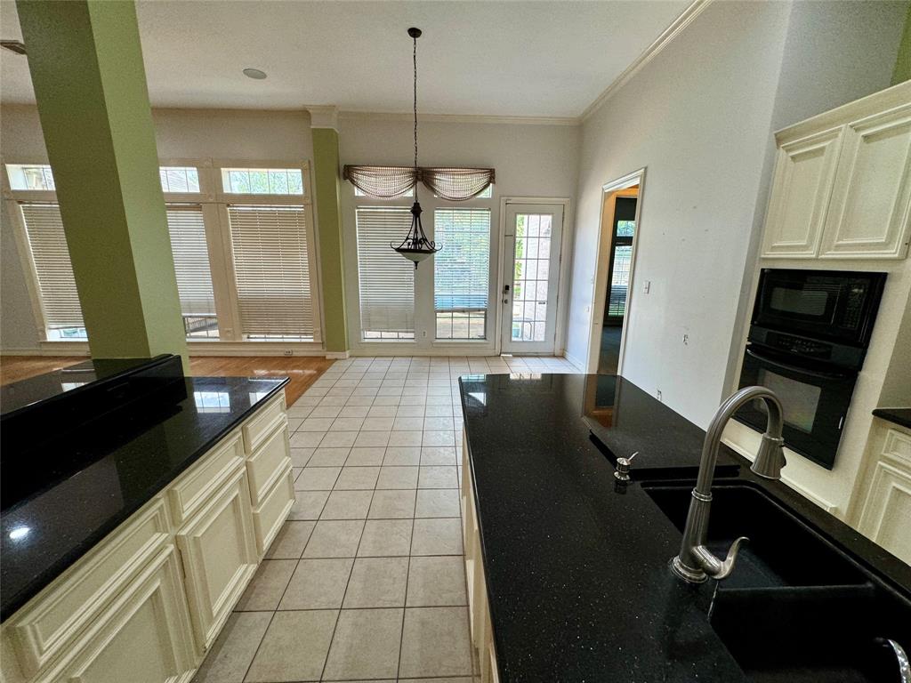 7503 Northwoods Drive, Sugar Land, Texas image 14