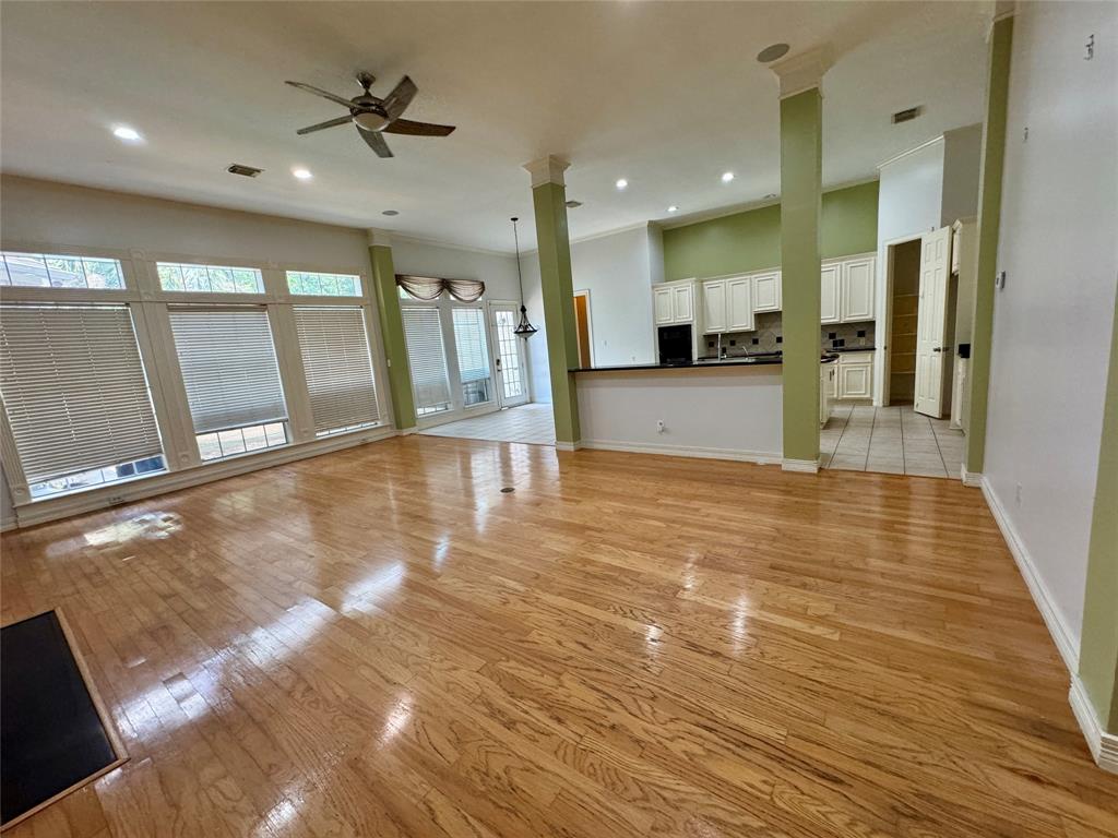 7503 Northwoods Drive, Sugar Land, Texas image 8