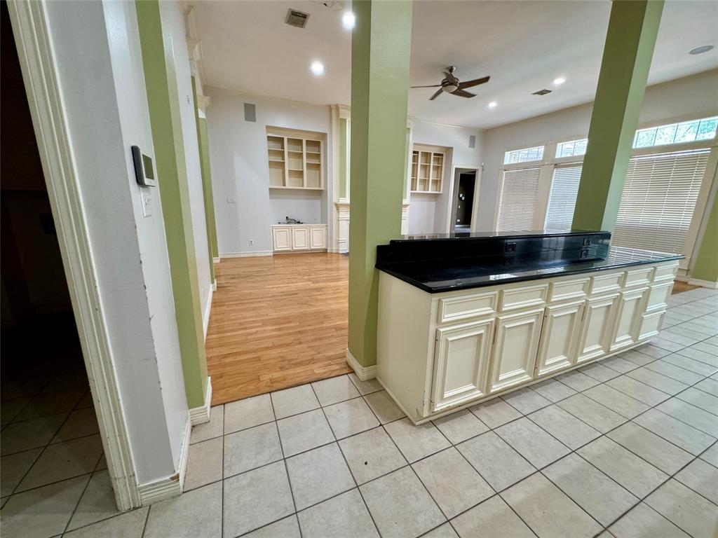 7503 Northwoods Drive, Sugar Land, Texas image 13