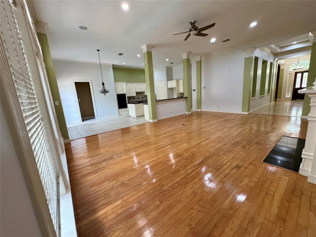 7503 Northwoods Drive, Sugar Land, Texas image 11