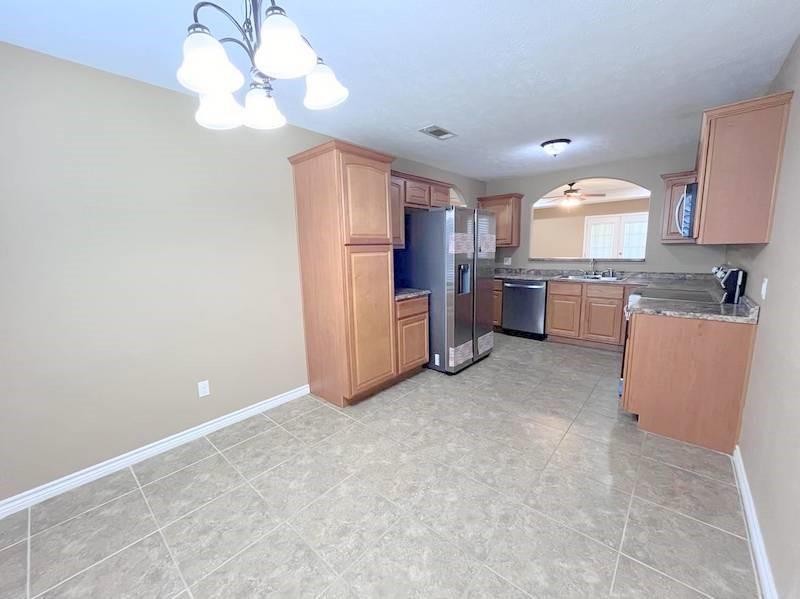6630 Palace Drive, Lumberton, Texas image 7