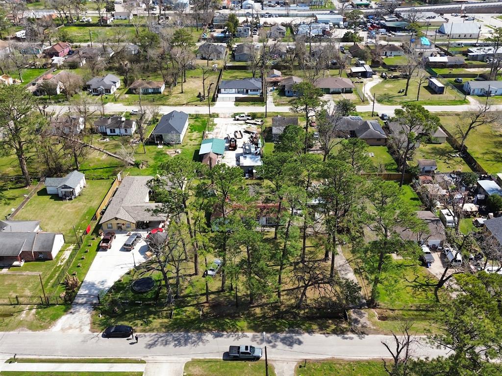 8910 Compton Street, Houston, Texas image 5