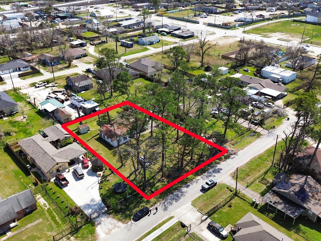 8910 Compton Street, Houston, Texas image 3