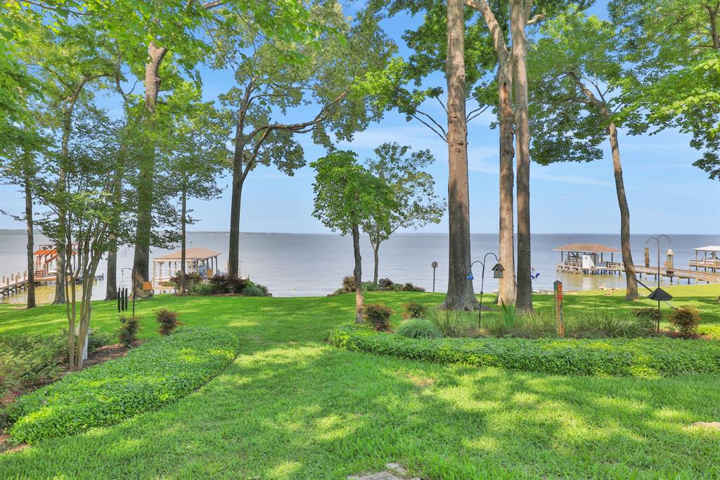 251 Lake Oaks Boulevard, Coldspring, Texas image 29