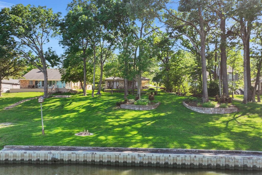 251 Lake Oaks Boulevard, Coldspring, Texas image 38