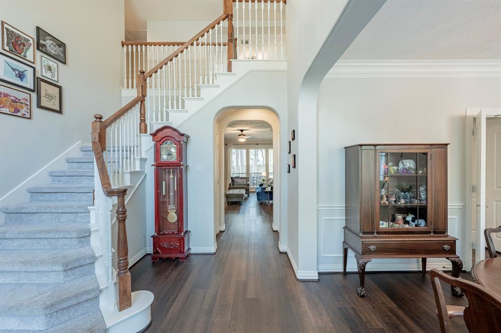 114 S Bluff Creek Circle, The Woodlands, Texas image 10