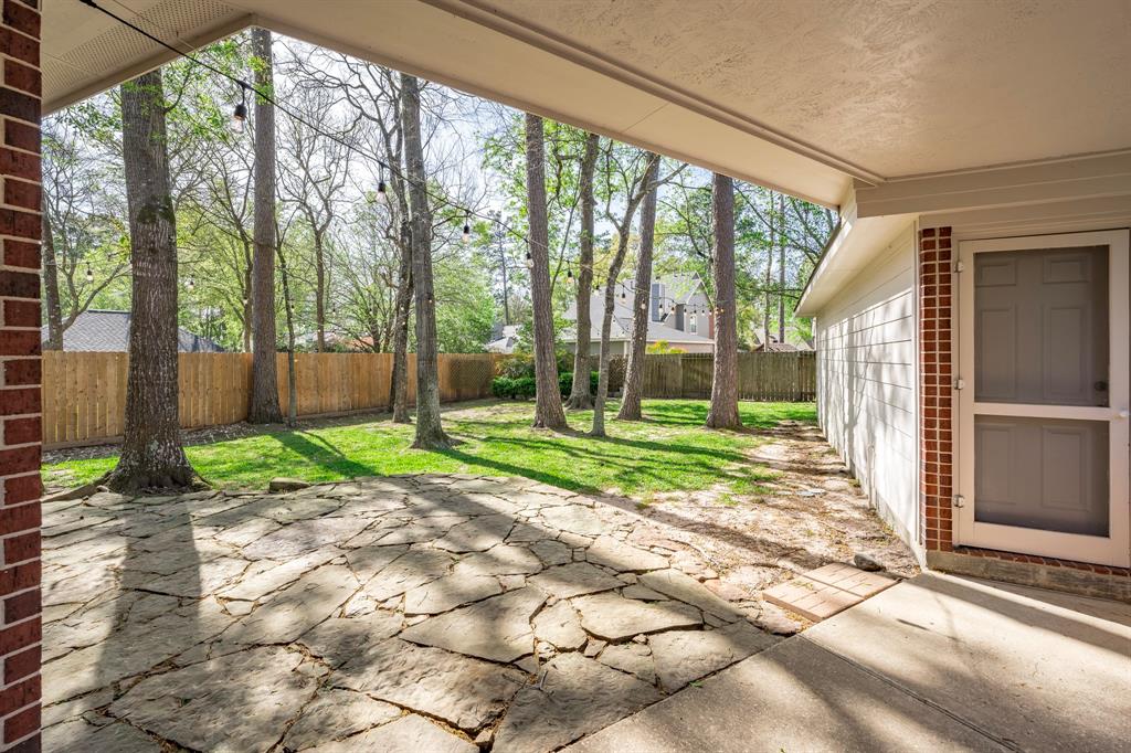 114 S Bluff Creek Circle, The Woodlands, Texas image 45