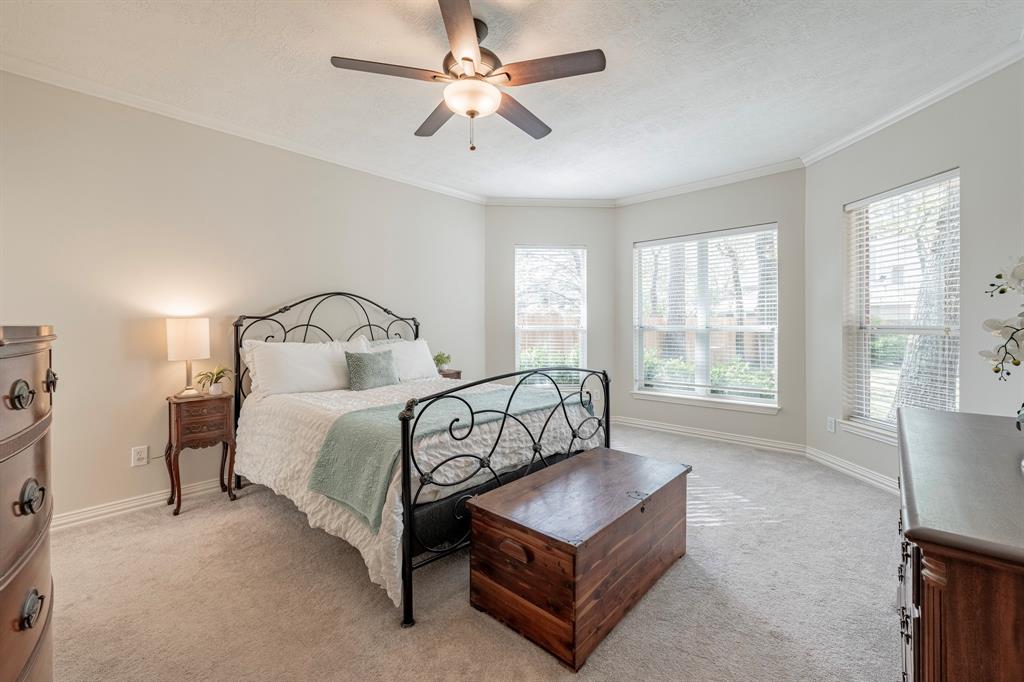 114 S Bluff Creek Circle, The Woodlands, Texas image 23