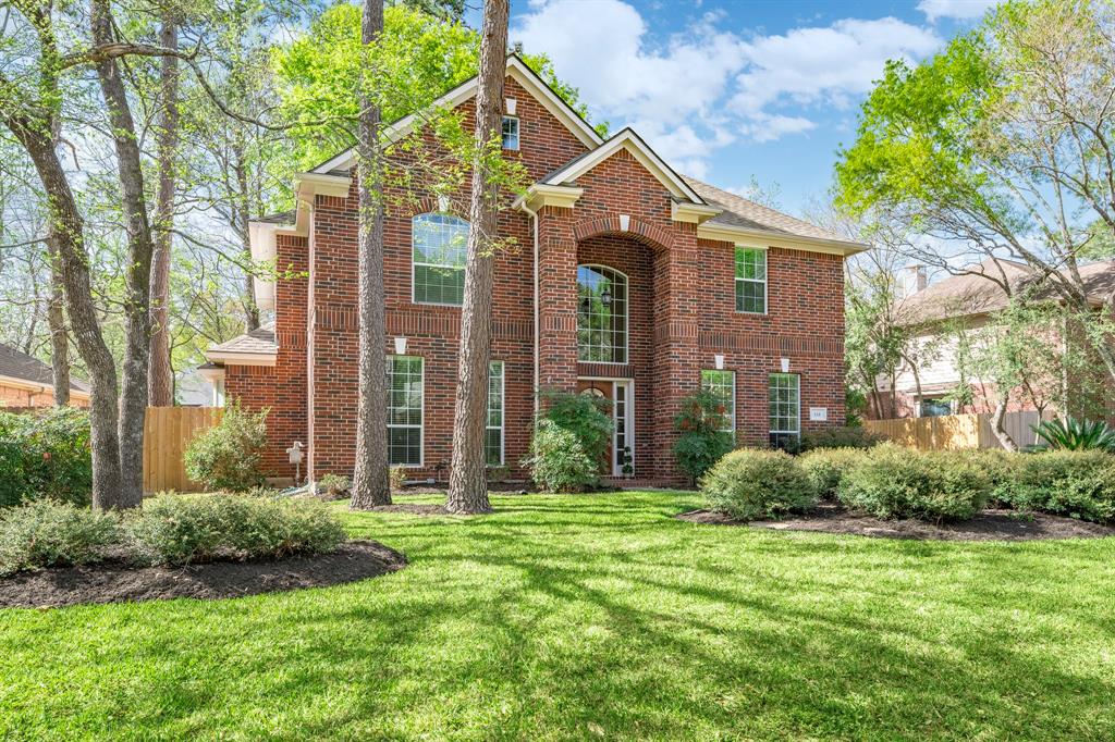114 S Bluff Creek Circle, The Woodlands, Texas image 1