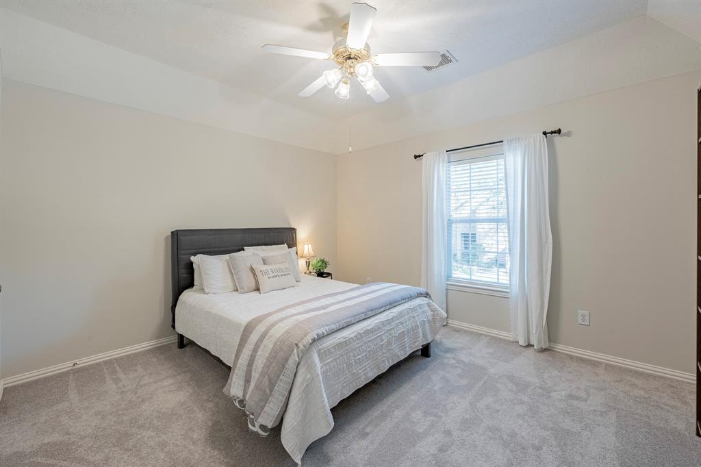 114 S Bluff Creek Circle, The Woodlands, Texas image 32