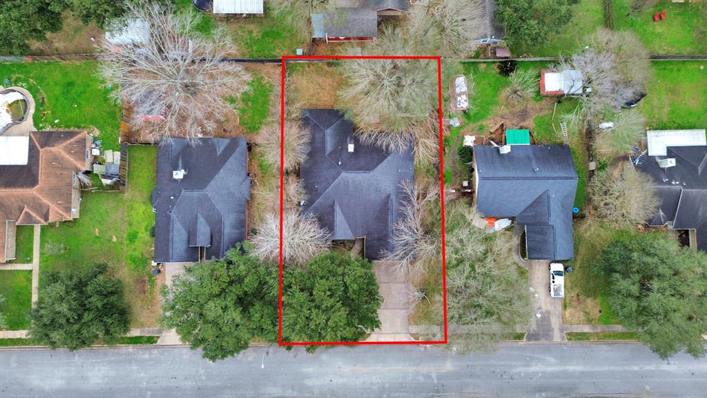 1306 Quail Hollow Lane, Sealy, Texas image 4