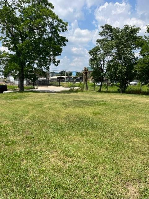 00 E 31st Street, Houston, Texas image 5