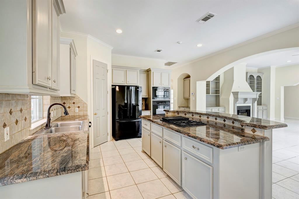 27118 Stagecoach Crossing Drive, Magnolia, Texas image 6