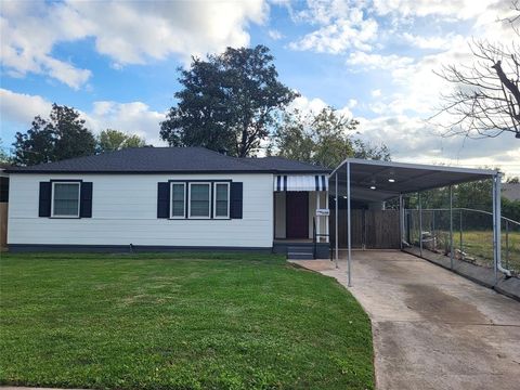 A home in Galena Park