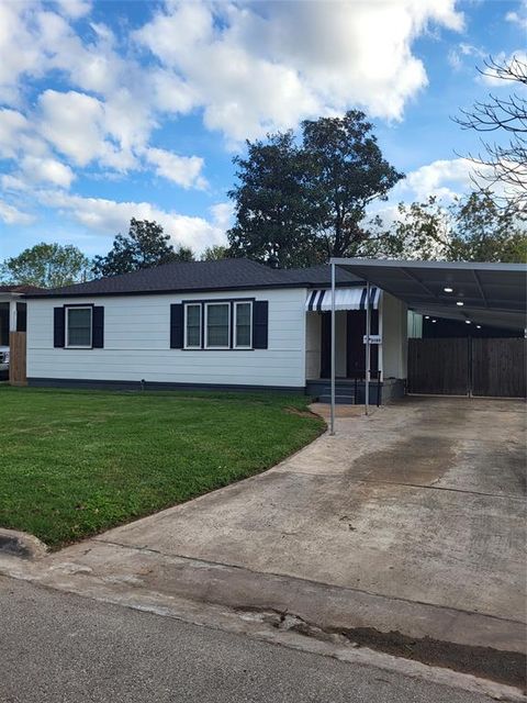 A home in Galena Park