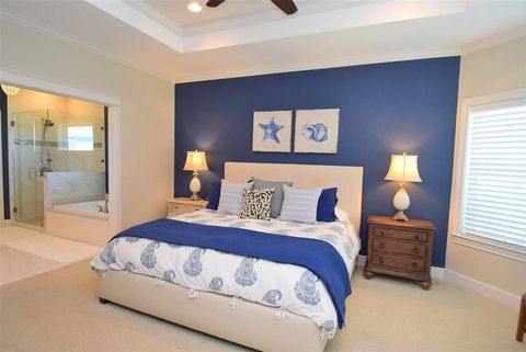 Single Family Residence in Crystal Beach TX 3169 Castle Drive 13.jpg