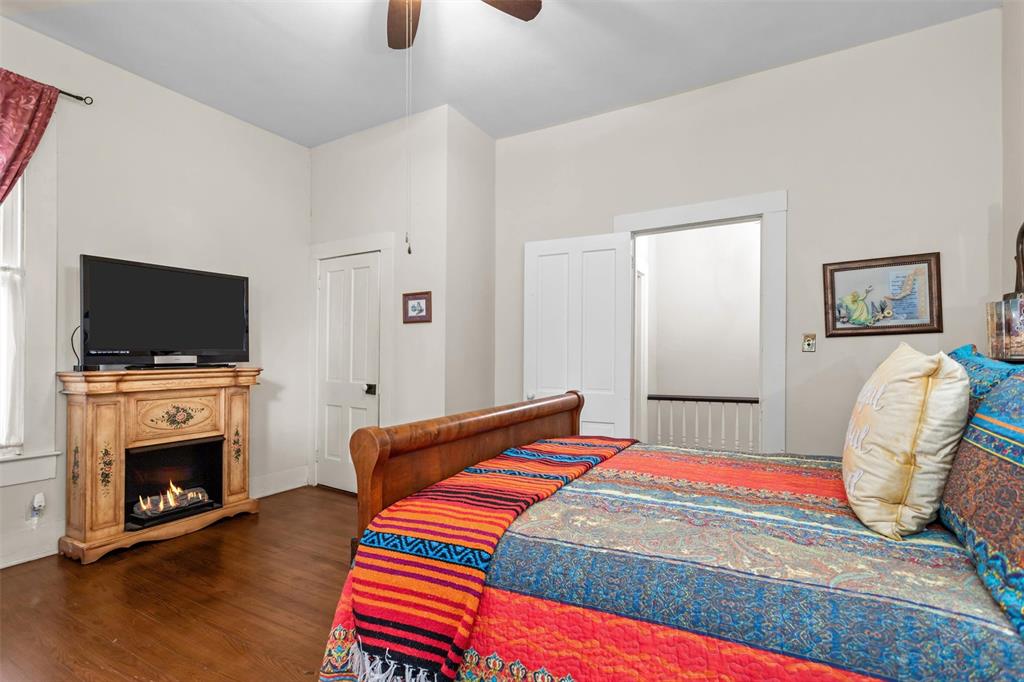 712 Lamar Avenue, Crockett, Texas image 40