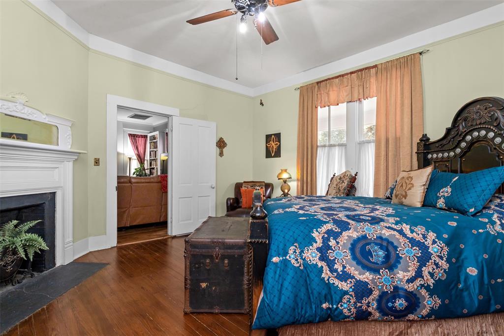 712 Lamar Avenue, Crockett, Texas image 35