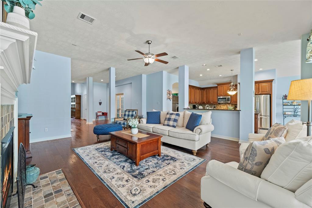 28222 Ridgecreek Cove Lane, Fulshear, Texas image 8