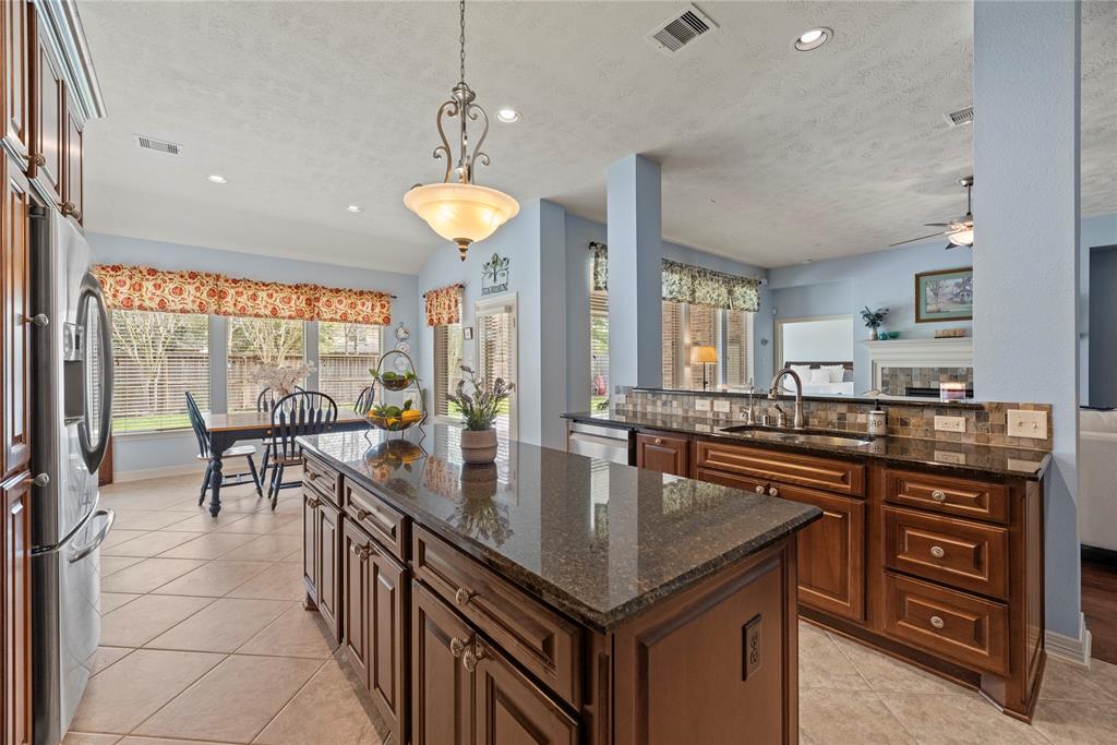 28222 Ridgecreek Cove Lane, Fulshear, Texas image 13