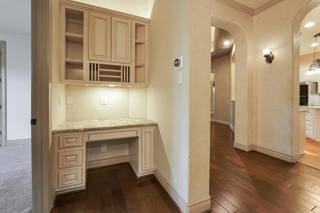 46 Chestnut Meadow Drive, Conroe, Texas image 16