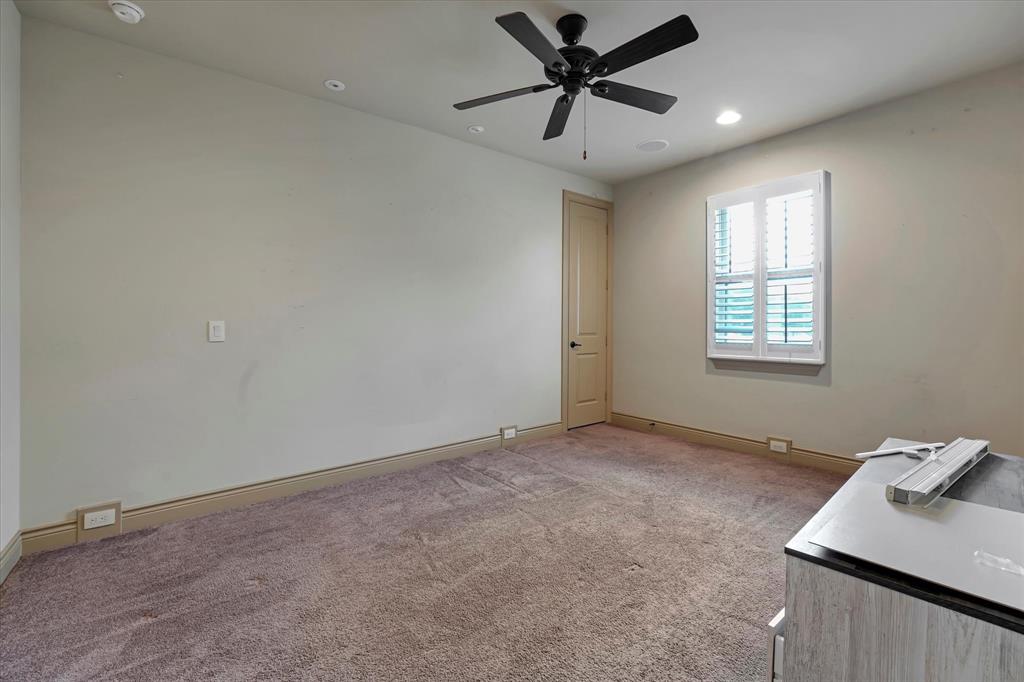 46 Chestnut Meadow Drive, Conroe, Texas image 22