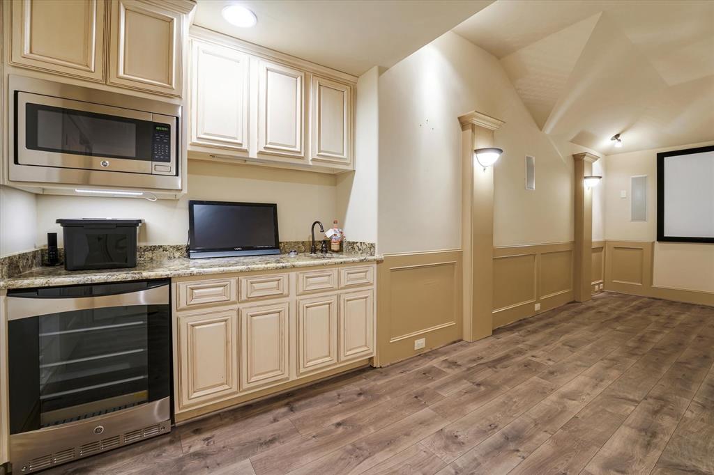 46 Chestnut Meadow Drive, Conroe, Texas image 19