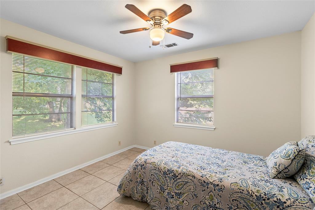 7 Lake Drive, Huntsville, Texas image 9