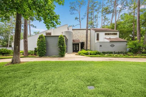 323 Knipp Road Houston TX 77024