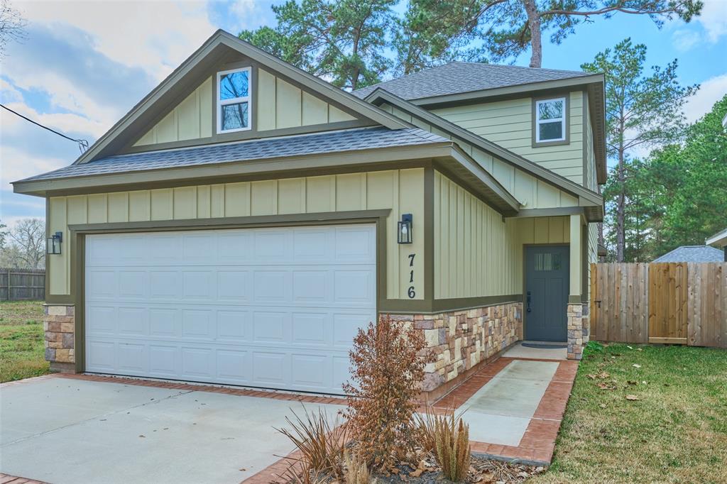 716 Old Magnolia Road, Conroe, Texas image 1