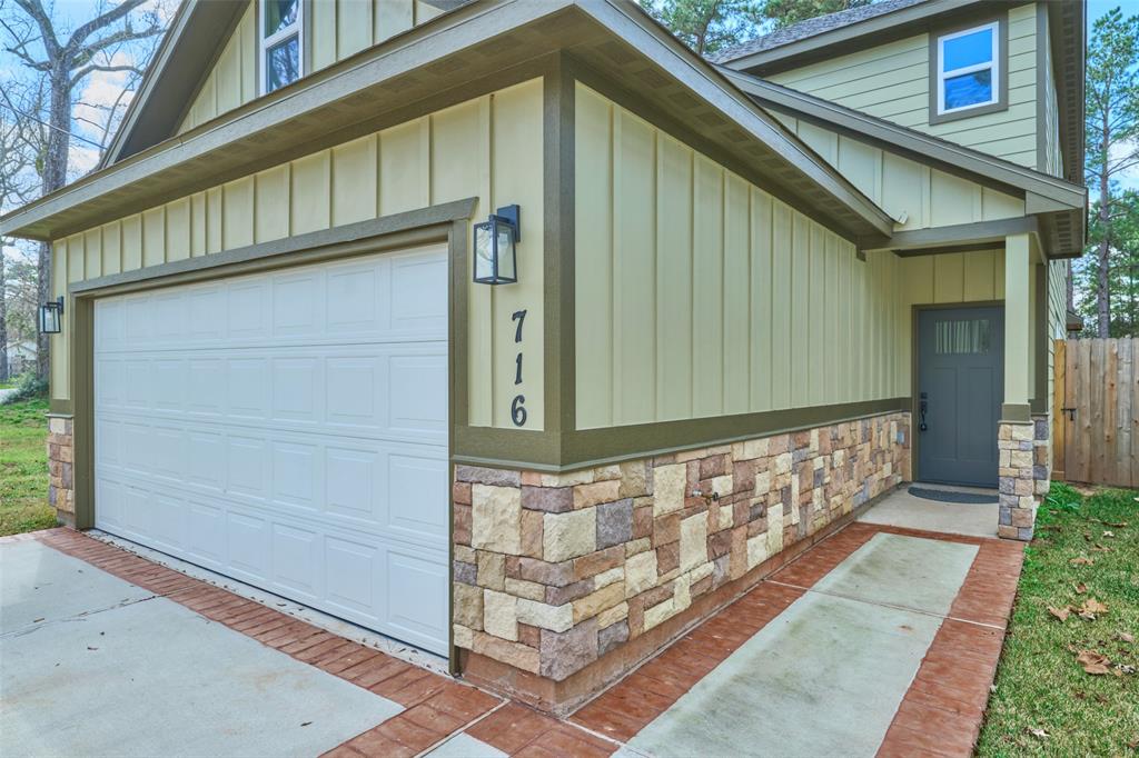 716 Old Magnolia Road, Conroe, Texas image 4