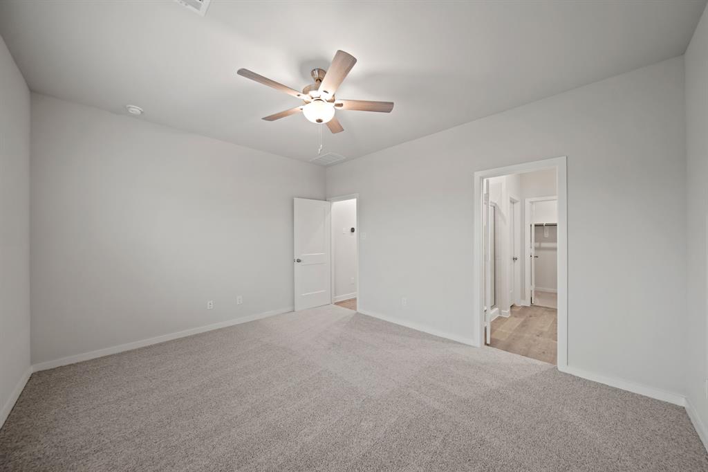 2011 Spyglass Drive, Navasota, Texas image 8
