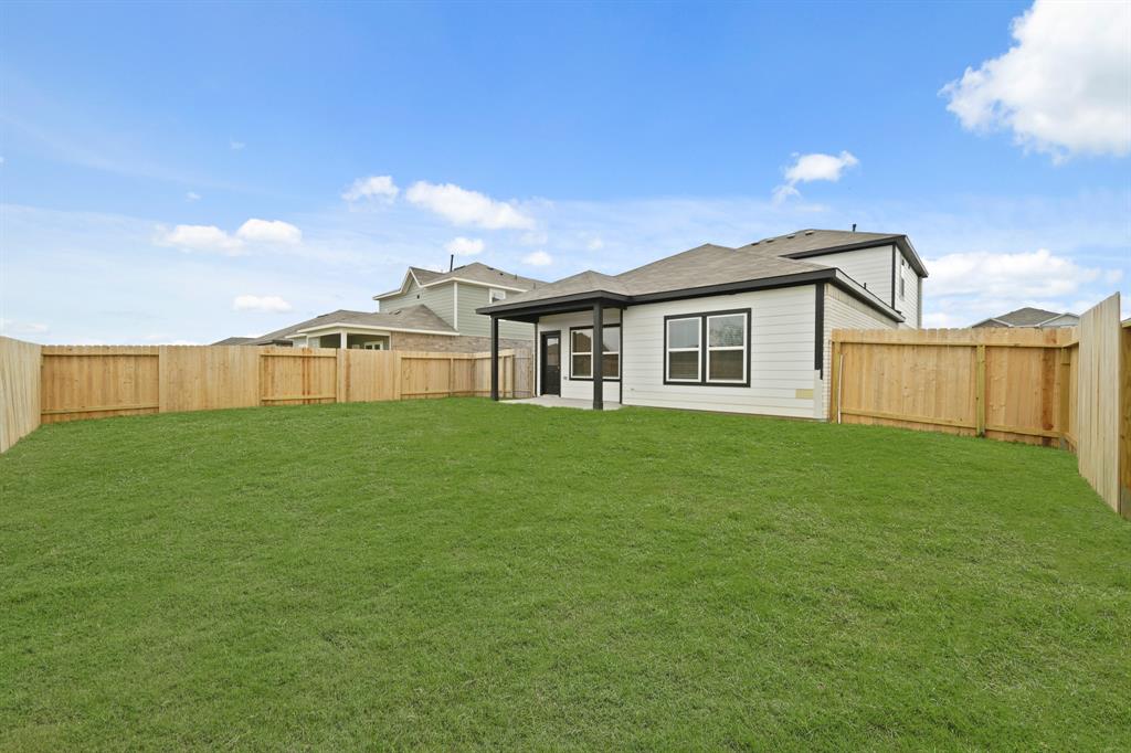 2011 Spyglass Drive, Navasota, Texas image 20