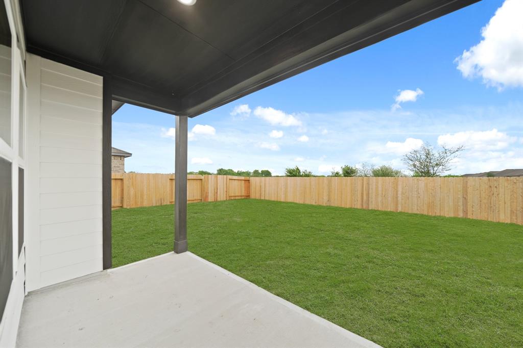 2011 Spyglass Drive, Navasota, Texas image 18