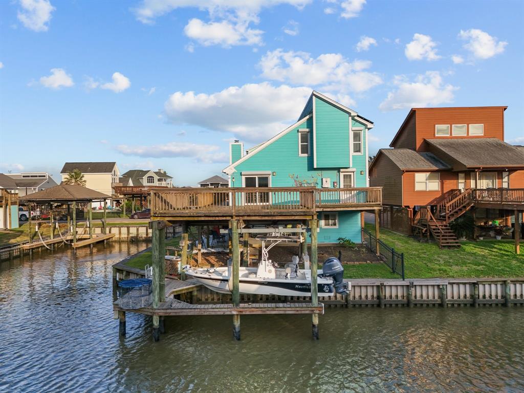 1210 Island Drive, San Leon, Texas image 2