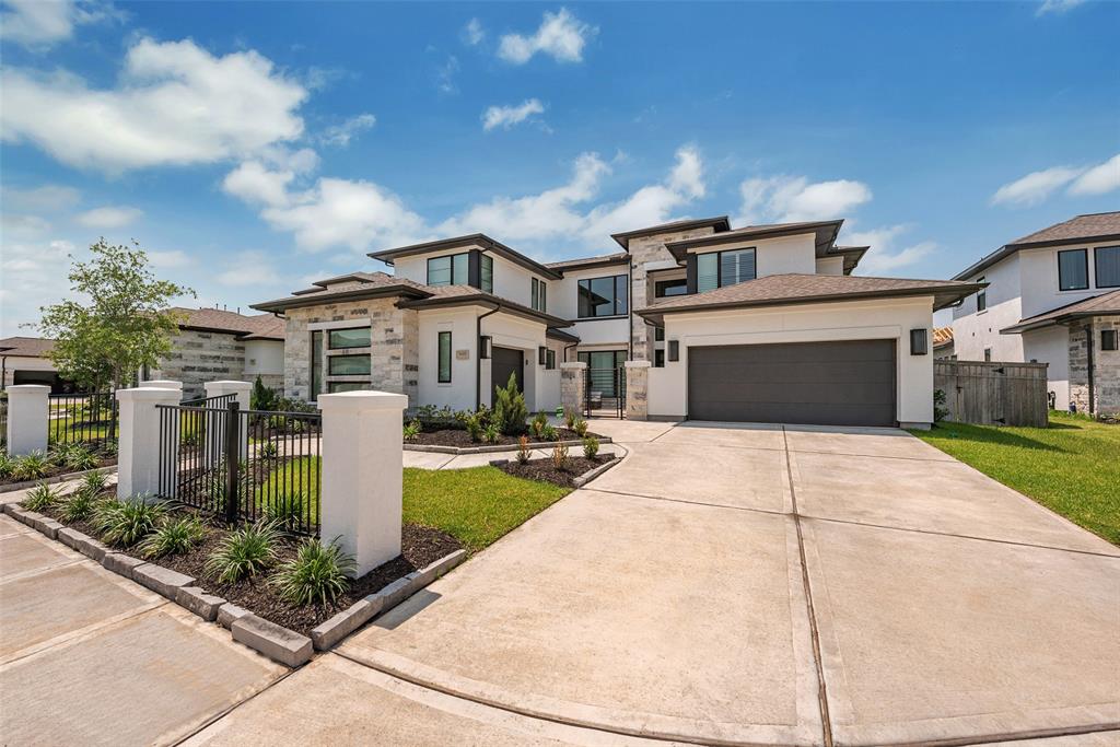 9019 Orchard Cove