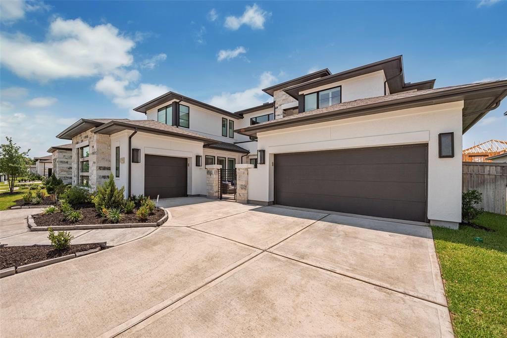 9019 Orchard Cove