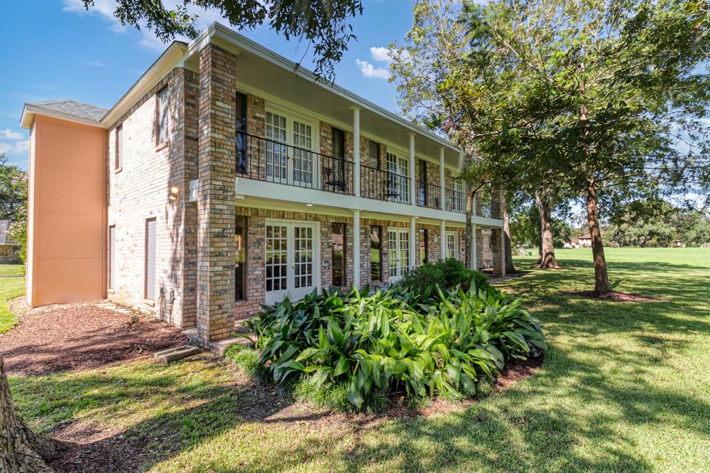 2265 River Valley Drive, West Columbia, Texas image 7