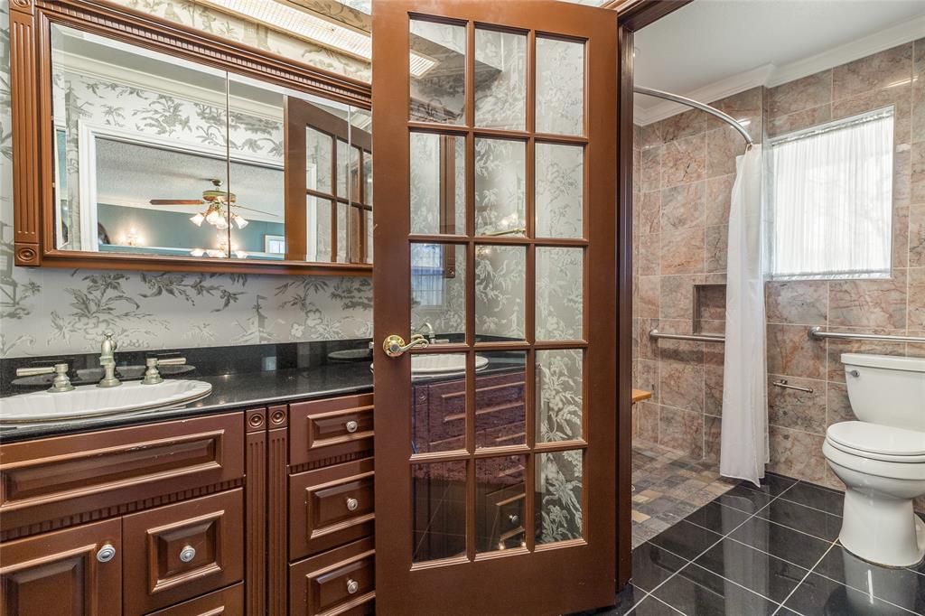 2265 River Valley Drive, West Columbia, Texas image 33
