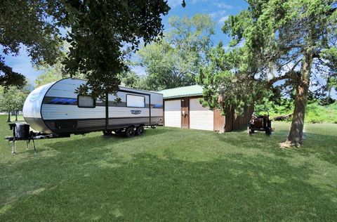 A home in Anahuac